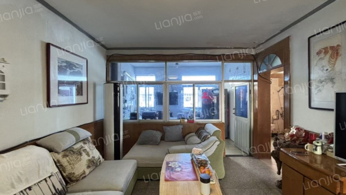 文化局宿舍二手房实景图