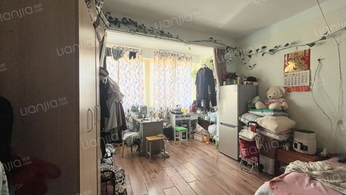 海游路二手房实景图
