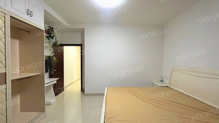 博士苑二手房实景图