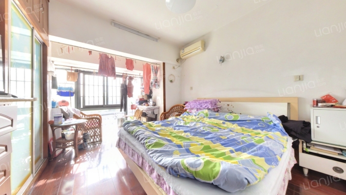 华科东路180弄二手房实景图