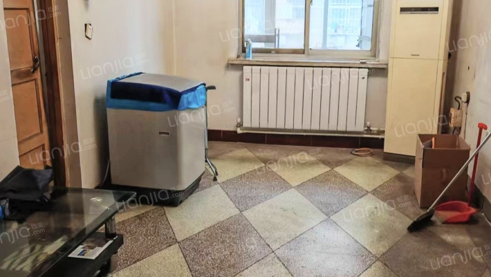 中兴路北段20号院二手房实景图