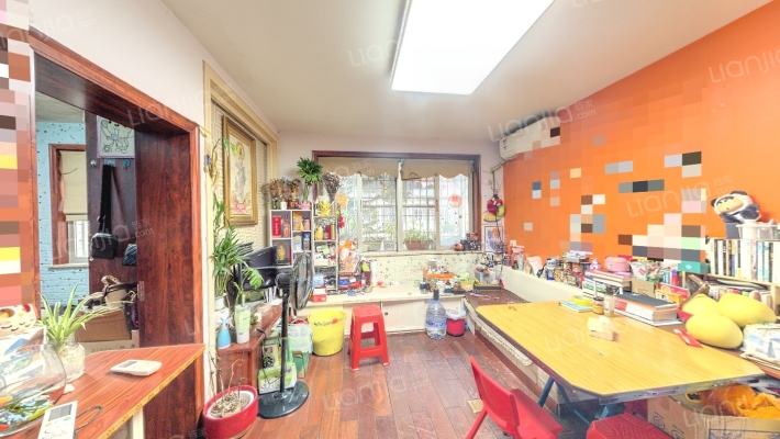 夏新花园二手房实景图