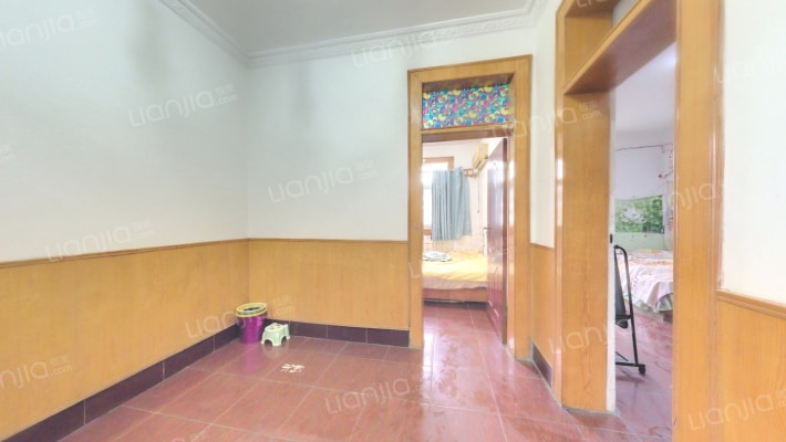 八中家属院西院二手房实景图