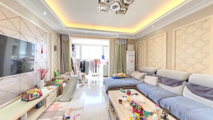 银领国际二手房实景图