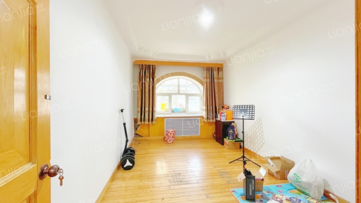 西十四道街二手房实景图