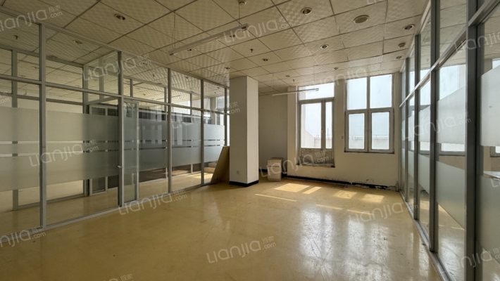 丽港园二手房实景图