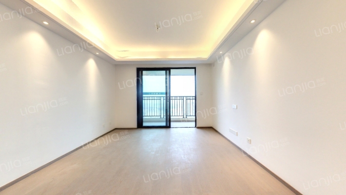 建发天镜湾二手房实景图