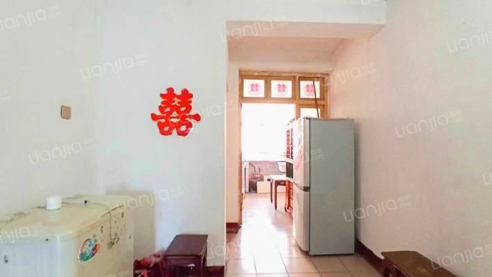 建安公司宿舍二手房实景图