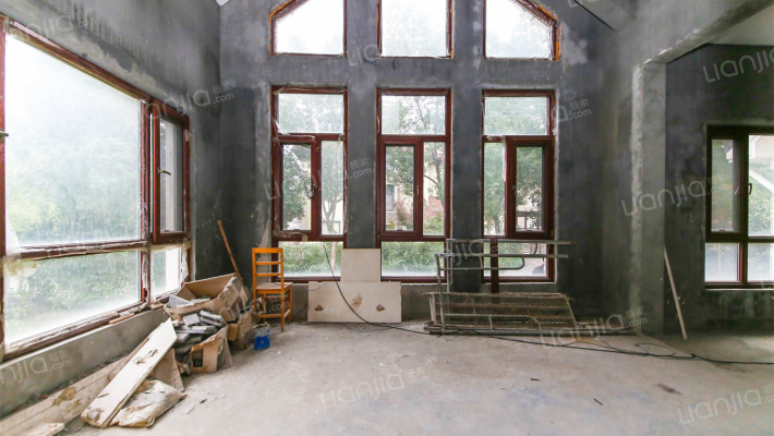 钱隆山庄二手房实景图