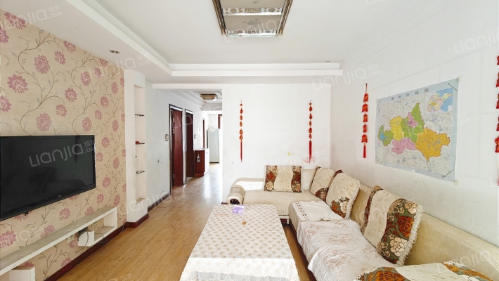 水岸华庭二手房实景图