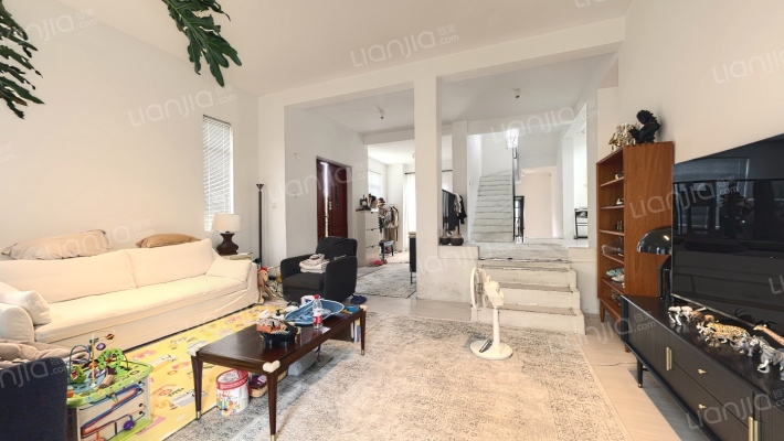 招商海廷(四期)二手房实景图