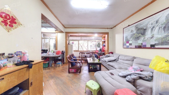 一致春晓苑二手房实景图