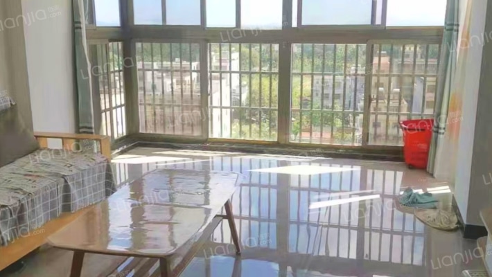 万都公寓二手房实景图