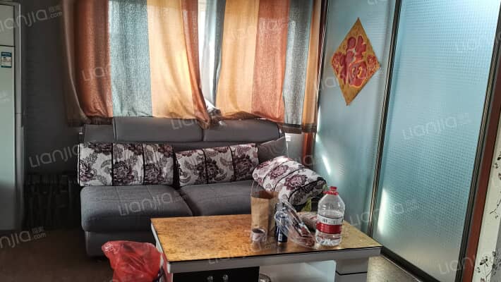 新佳园二手房实景图