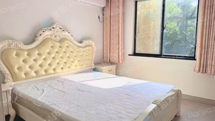 青春西路125号二手房实景图