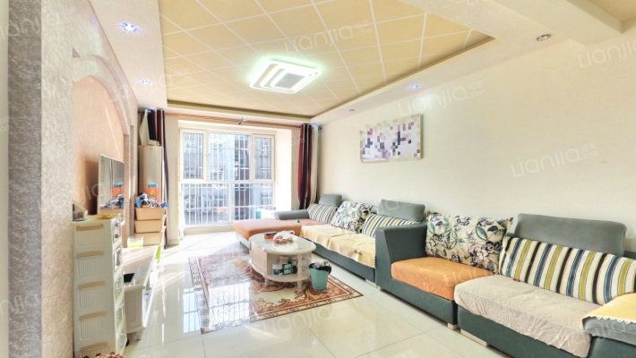 金盛花苑二期二手房实景图