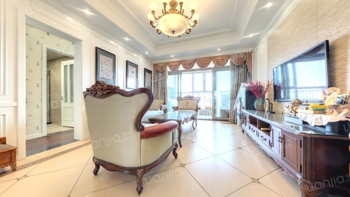 九龙仓国宾一号二手房实景图