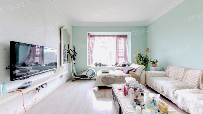 宏信南樾二手房实景图