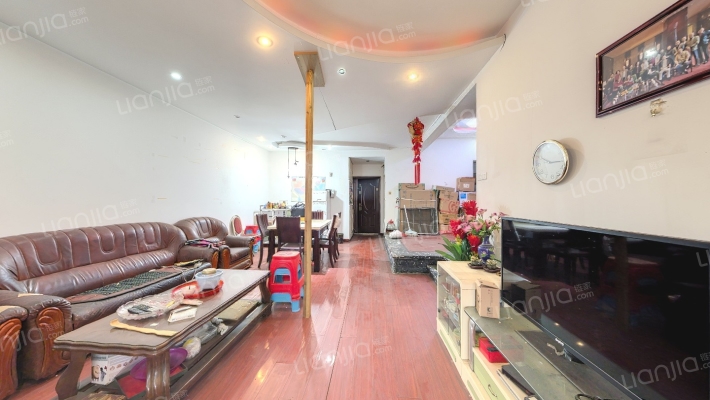 东和春天东区二手房实景图