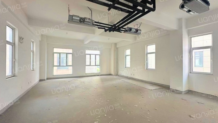 EOD总部港二手房实景图