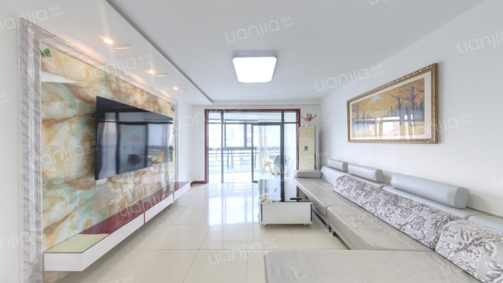 凤宾家园二手房实景图