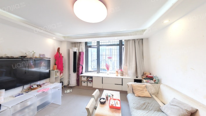 新景舜弘现代城二手房实景图