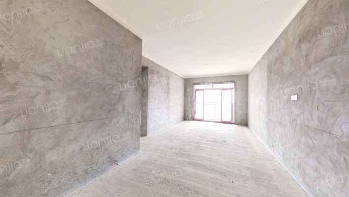 水岸花都兰馨苑二手房实景图