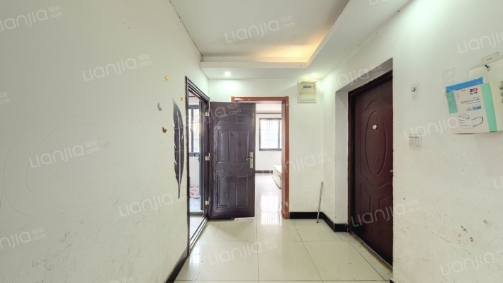 德川新苑二手房实景图