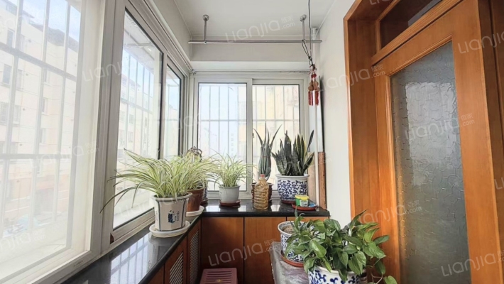 宝石花物业 集中供暖  物探局社区-阳台