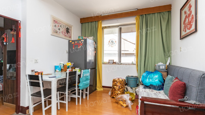 化肥小区二手房实景图