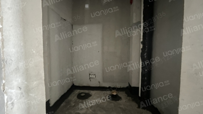 高尔夫别墅里的小区 环境优美 看房方便-卫生间