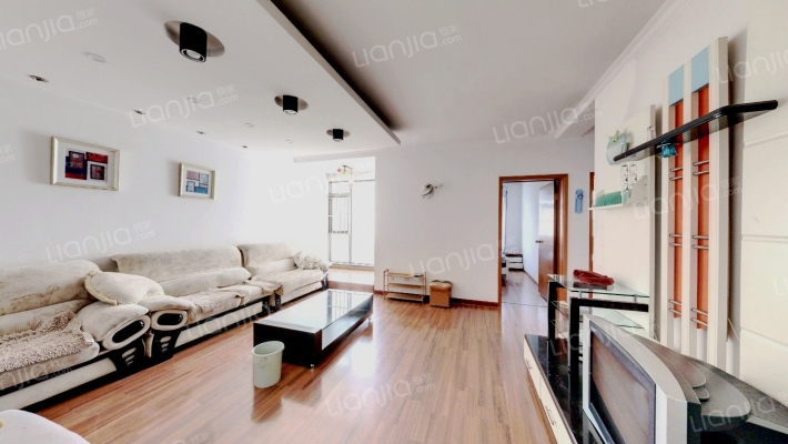 仿江南水乡二手房实景图