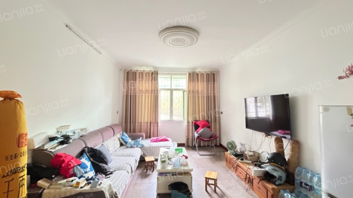 卫生健康委员会宿舍二手房实景图