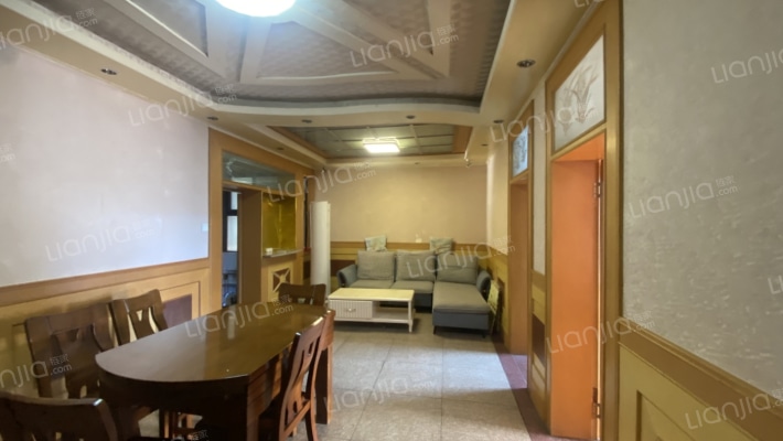 文港北路33号二手房实景图