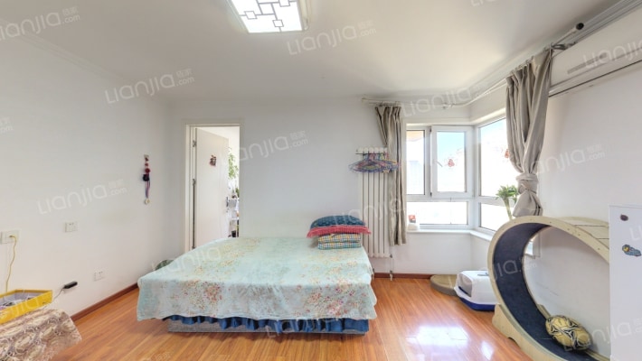 华瀚福园C区二手房实景图