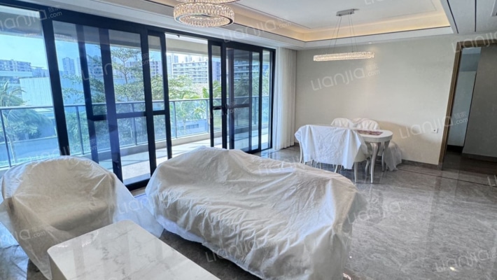 绿城蓝湾小镇·紫荆苑二手房实景图