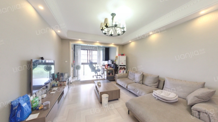 水天一色二手房实景图