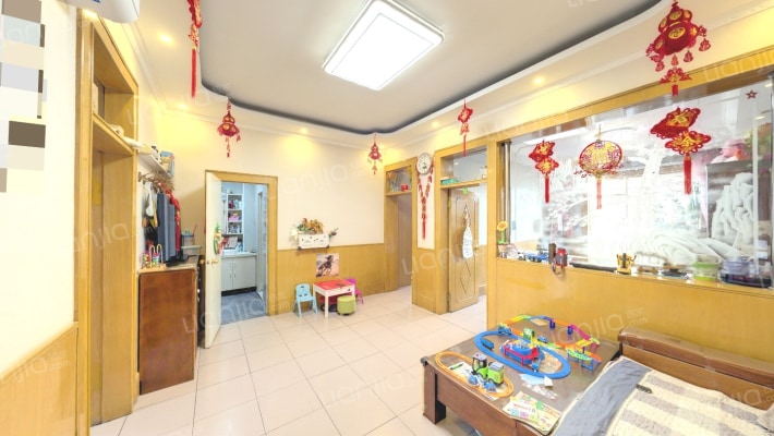 妇幼保健院宿舍二手房实景图