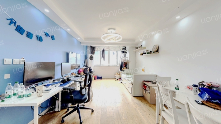 金凤大楼二手房实景图