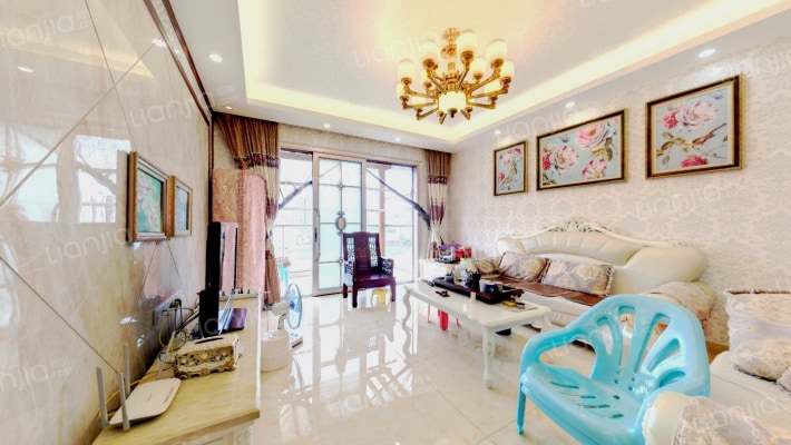 依云山庄二手房实景图