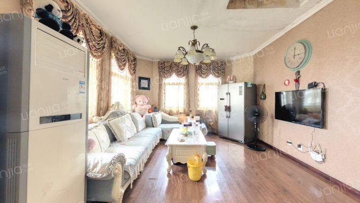 皇冠国际社区二期二手房实景图