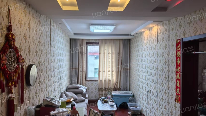 颜港北村二区南区二手房实景图