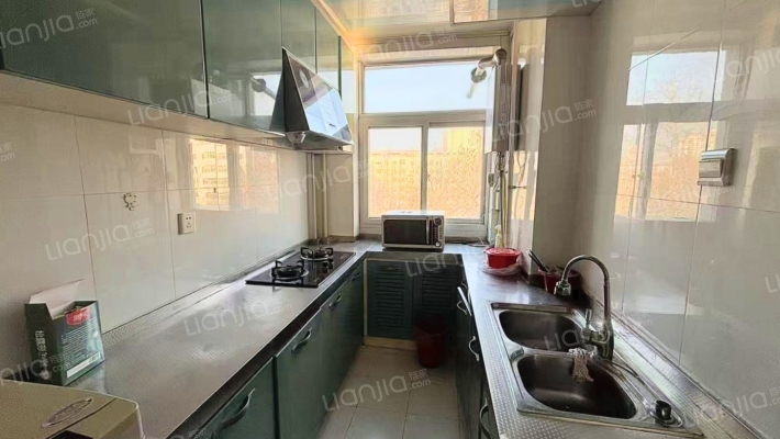 南北三居室 全明格局 板楼四层 前后无遮挡-厨房