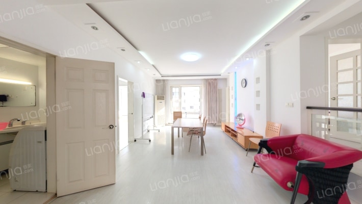 成龙花园二手房实景图