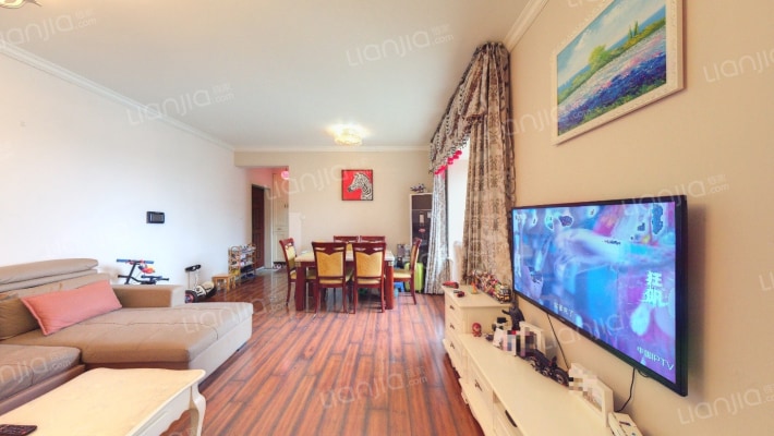 维港二手房实景图