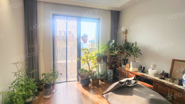 鸿坤理想尔湾 4室2厅 南 北-卧室A