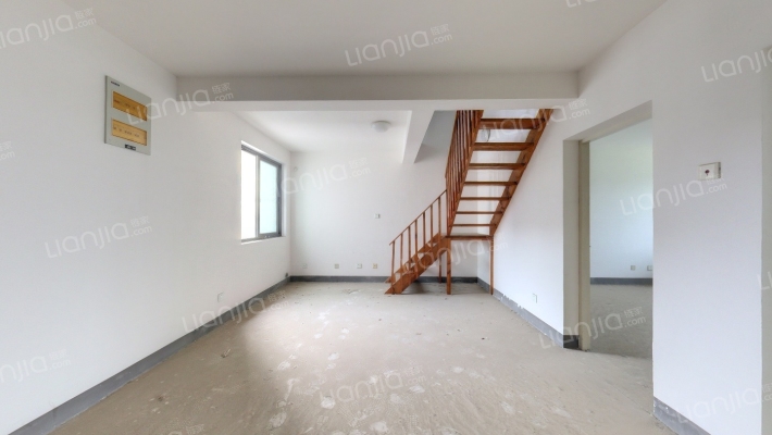 陆洪小镇二手房实景图