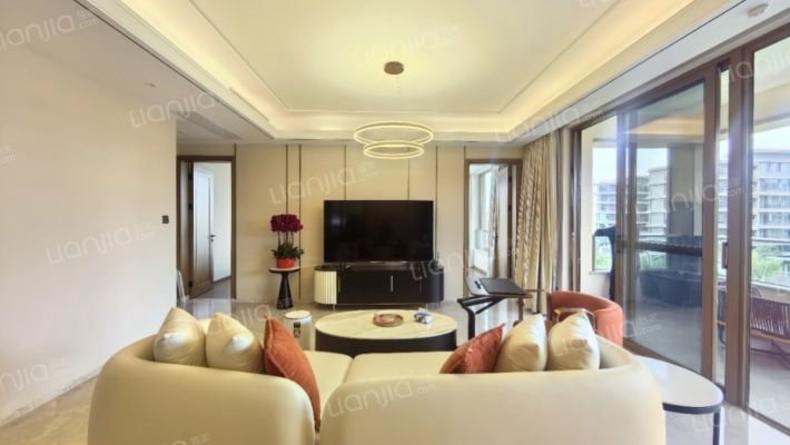 绿城蓝湾小镇·玉兰苑二手房实景图