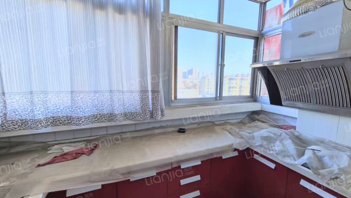 此房满五 南北通透格局  交通便利 配套齐全-厨房