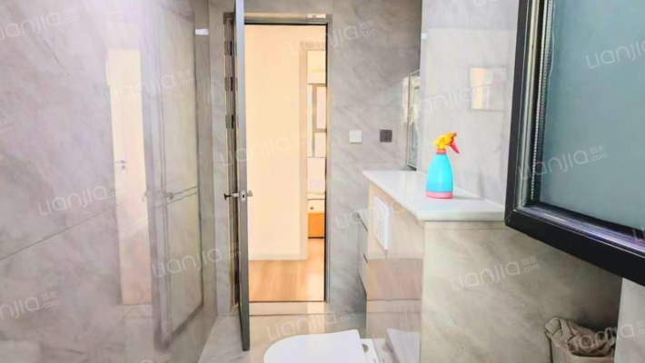 中冶未来城 3室2厅 南 北-卫生间B